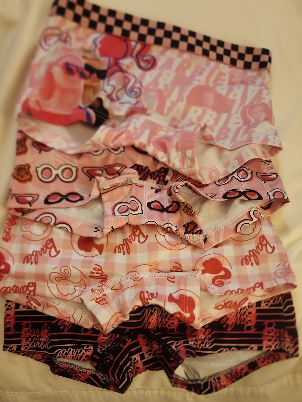 Like New! Barbie Sz 4 Pink Multi-Print Boyshorts Pack